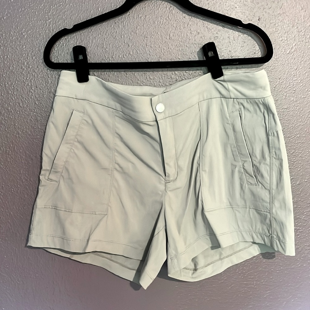 Athleta Trekkie shorts grey size 12